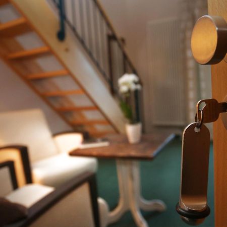 Hotel & Restaurant Utkiek グライフスヴァルト エクステリア 写真